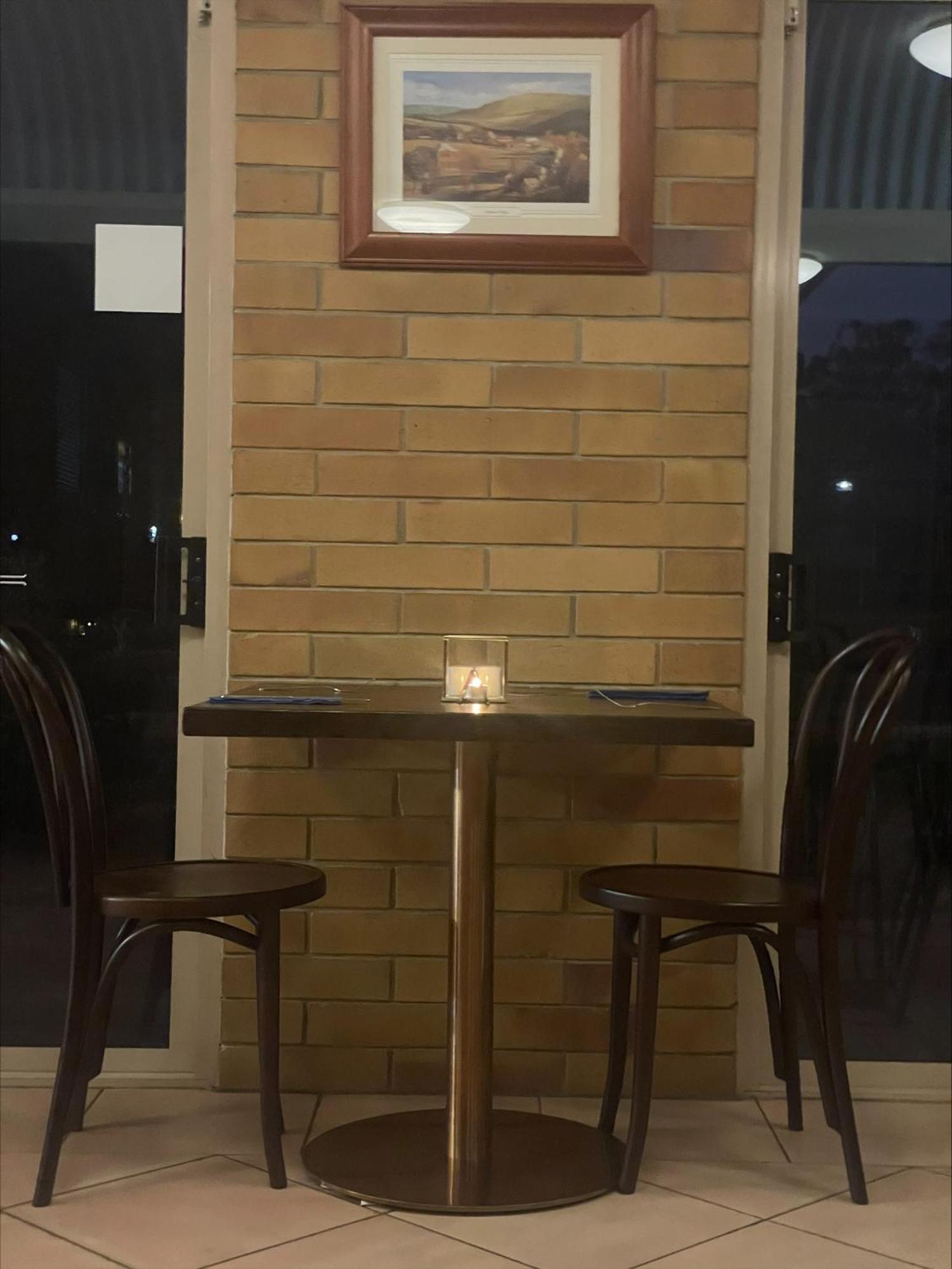 Wild Scotsman Motor Inn Gin Gin Qld Экстерьер фото
