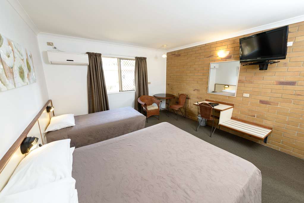 Wild Scotsman Motor Inn Gin Gin Qld Номер фото